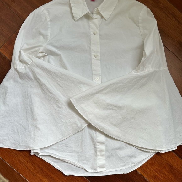 Vince Camuto Tops - Vince Camuto White Button Down Women’s Shirt